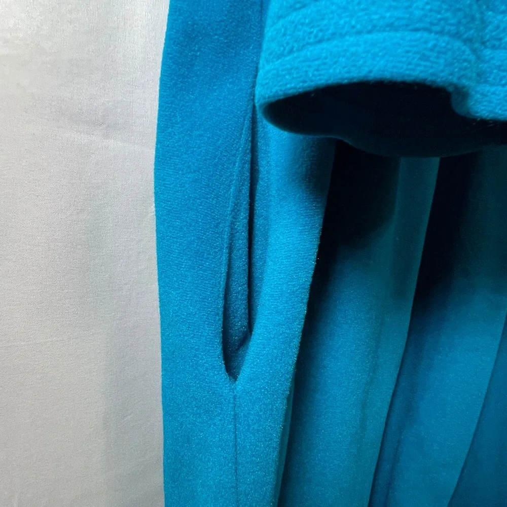 Vintage Vanity Fair Robe Size L Blue Snap Front Pockets Housecoat USA Made 80s